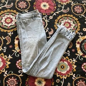 ❤️Distressed fringed ankle Hollister Jeans ❤️